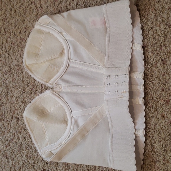 Under Cover Vintage Corset Top Bra - Picture 7 of 7